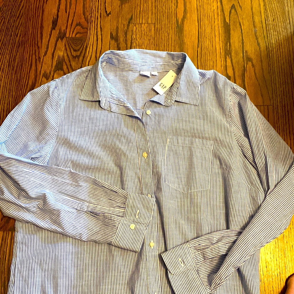 Ladies linen blouse